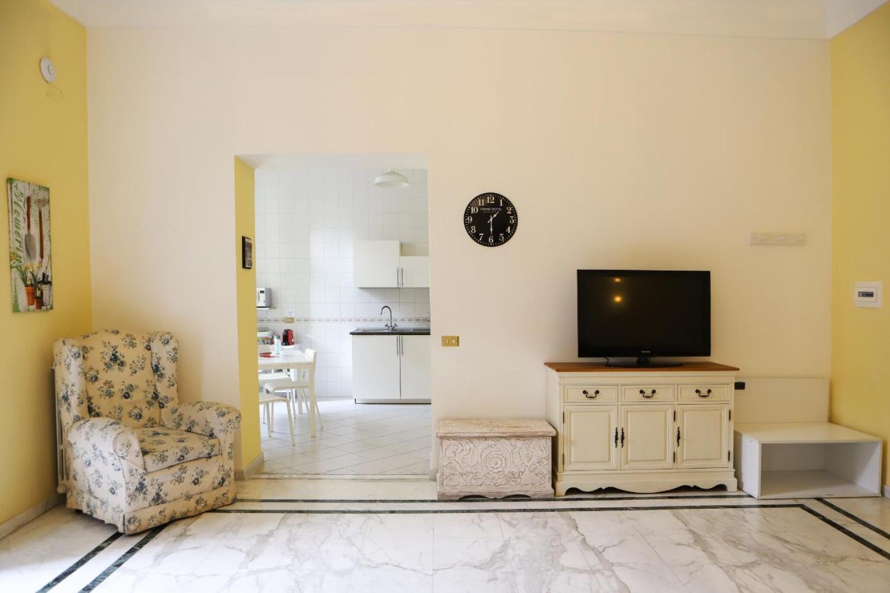 Piazza Dante Suites By Wonderful Italy Napoli Eksteriør billede