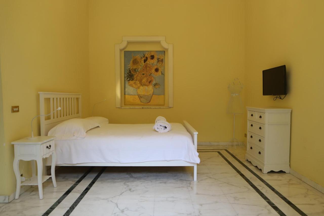 Piazza Dante Suites By Wonderful Italy Napoli Eksteriør billede