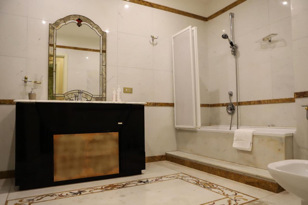 Piazza Dante Suites By Wonderful Italy Napoli Eksteriør billede
